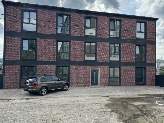 Продам квартиру в центрі Черновцы