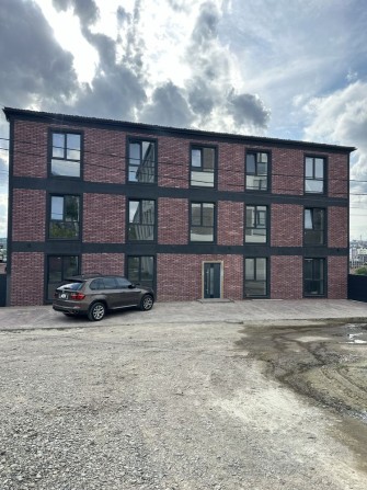 Продам квартиру в центрі - фото 1