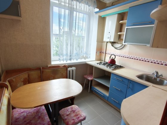 Продам 3 кімнатну квартиру ЖД вокзал Черкассы