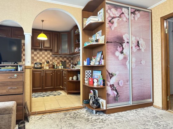 Продам 2х кімн кв вул. Льотна. Чернігів