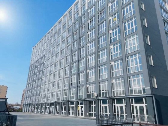 1 кімнатна в новобудові з автономним опаленням зі свіжим якісним  ремонтом в центрі міста Чернигов