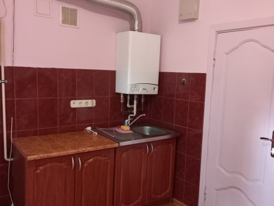 Продається 2-кімнатна квартира в центрі м. Ужгород з можливістю співпраці з державними програмами Ужгород