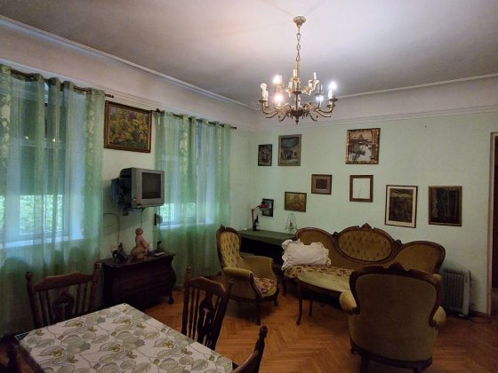 Продається 2-х кімнатна квартира по вул. Лукʼяна Кобилиці Черновцы