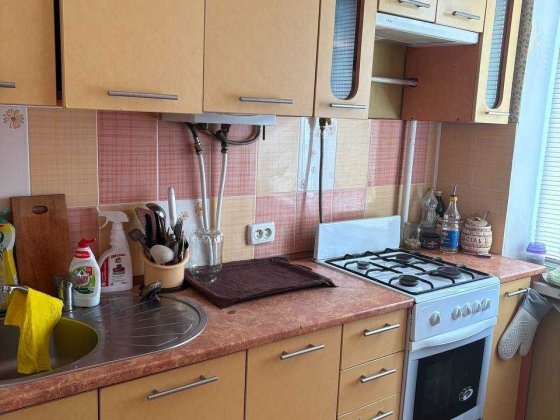 продаж 1 кім на Вишеньці Винница