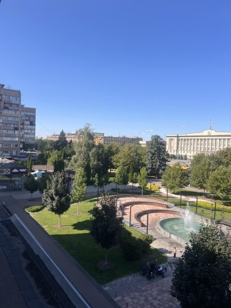Продаж двокімнатної квартири в самому центрі Черкас - фото 1