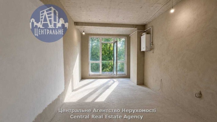 Унікальна 3-кімнатна новобудова із власним двориком - фото 1