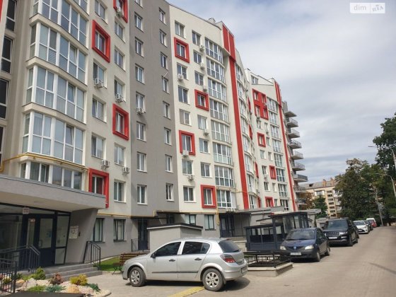 Продається 3-кімнатний пентхаус на Проспекті Незалежності Черновцы