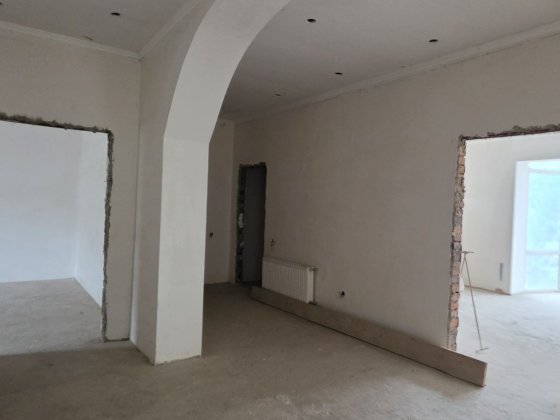 Продаж квартири 150кв.м на Руданського Чернівці