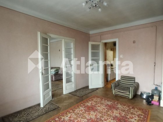 Продаж 2-кімнатної квартири в центрі міста Черновцы