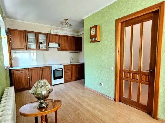 ЗАТИШНА 3 кім.кв. в самому ЦЕНТРІ міста по вул.ПАСТЕРІВСЬКА Черкассы