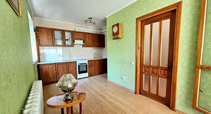 ЗАТИШНА 3 кім.кв. в самому ЦЕНТРІ міста по вул.ПАСТЕРІВСЬКА - фото 1