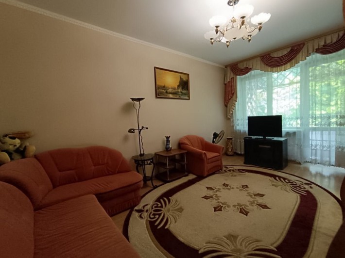 Продаж трикімнатної квартири з Автономним опаленням - фото 1