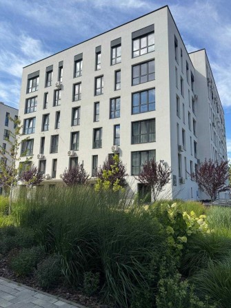Простора 2-кімнатна квартира 99,6 м² у ЖК «Квадрат» + дизайн-проєкт - фото 1