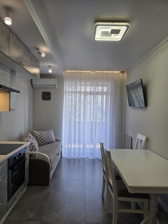 Продам 1,5-кімнатну квартиру 47,46 м² з терасою / Ужгород 128-ї Бригади 48А - фото 1