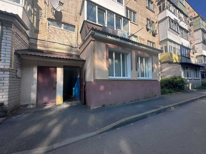 Продається 1-кімнатна квартира на вул. Зулінського - фото 1