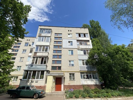 Продаж 3-кімнатної квартири  68м2, цегла, гарний район Чернигов