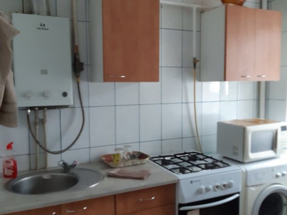 В центрі продам 2х кімн кв біля готелю Україна Чернігів
