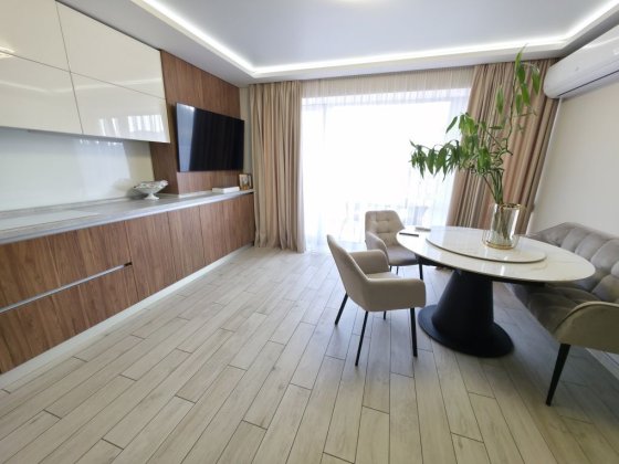 Продажа шикарной квартиры ЖК МОЛОДЁЖНЫЙ,  Ломовский Днепр