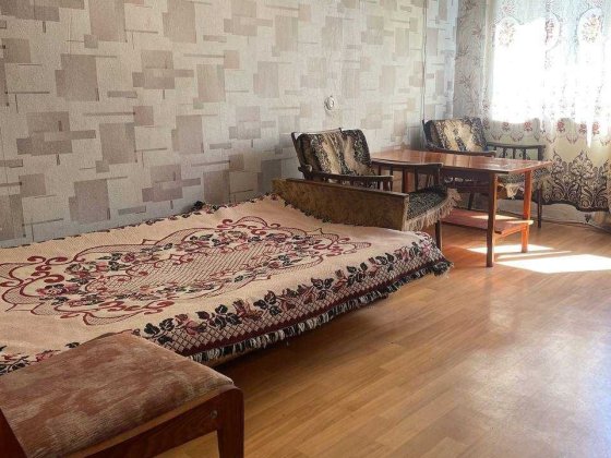 Продаж 2-к квартири 49 м² на вул. М.-М. Шнеєрсона, 11 (р-н пр. Поля / Центр)