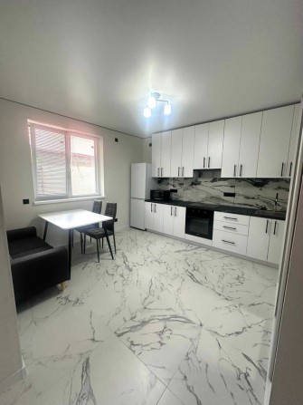 1-кімнатна квартира з ремонтом та меблями | Центр 10 хв | $72 000 | - фото 1