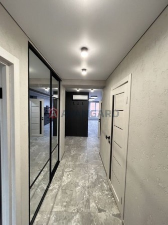Продаж 2-кімнатної квартири - фото 1