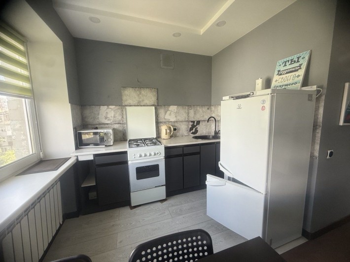 Продам 1 к квартиру с ремонтом ж/м Приднепровск - фото 1