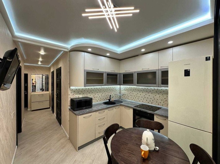 Продажа 2-комнатной квартиры, ЖК Набережный квартал, безнал. - фото 1