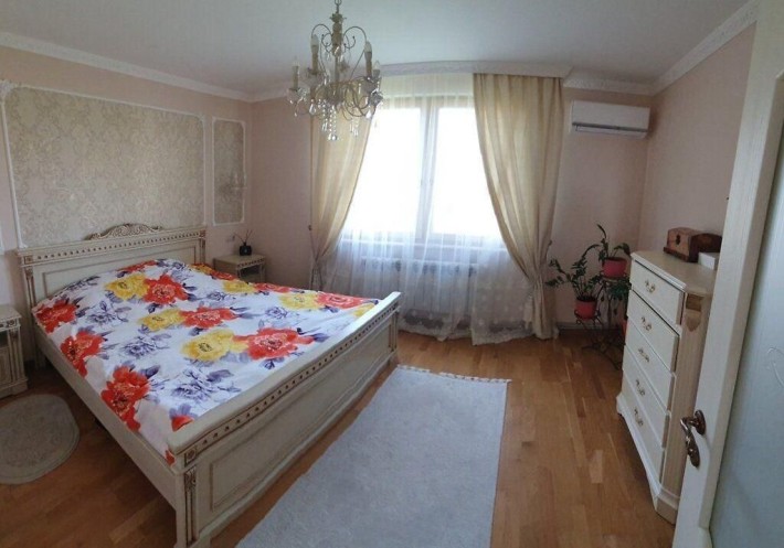 Продаж 3 кімн квартири в Ужгороді - фото 1