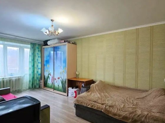 Продам 1к кв. В районе Поля! Днепр