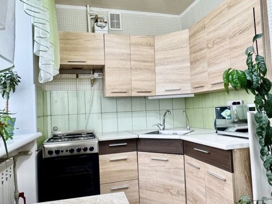 Продаж 1 кімнатної квартири, ж/м Північний, цегла, з ремонтом!