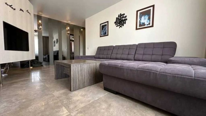 Продам 3 кімнатну квартиру ЖМ Перемога(Кодак) з якісним ремонтом. - фото 1