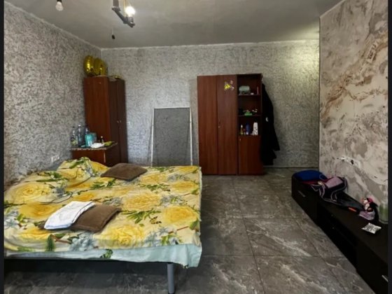 Продам 1 к правый берег Титова ул.Янгеля 12  ,Независимости Днепр