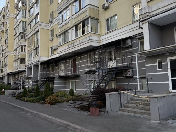 Продаж сучасної 1-кімнатної квартири (євродвушка) з автономним опаленням у центрі міста Чернигов