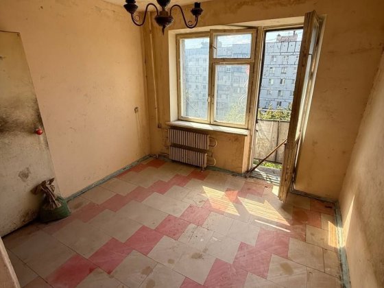 Продам 1 к квартиру жм Красный камень Днепр