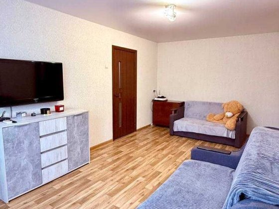 Продам  2х комнатную квартиру с ремонтом пр Поля Постанова 280 600 719 Днепр