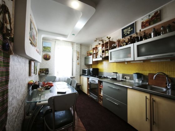 Продам квартиру 3р БлижнєЗамостя 5/9к 65м2 ремонт,меблі,не кутова,кондиціонер Вінниця