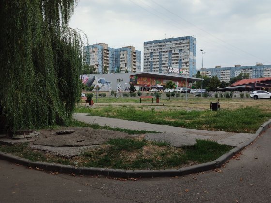 Продам 2 х кв-ру на Червоному Камені 5/9 пре Дніпро