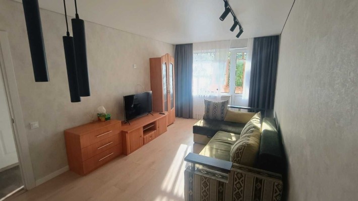 Продаж 3-кімнатної квартири район Рокосовського - фото 1