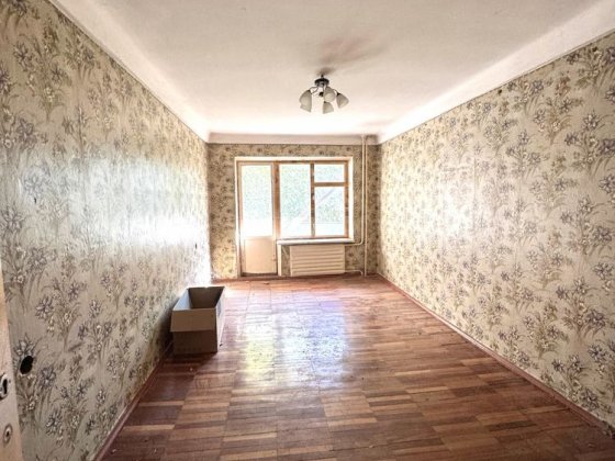 Продается 3 ком квартира в Осипенковском р-не по улице Рустави Запорожье