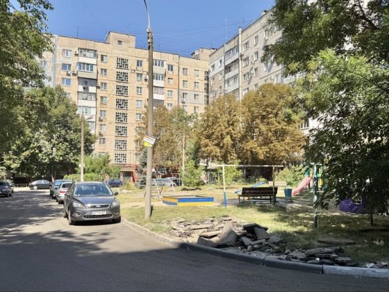 Продаж 1-кімн кв 40 кв.м на Бородинському мкрн Запорожье