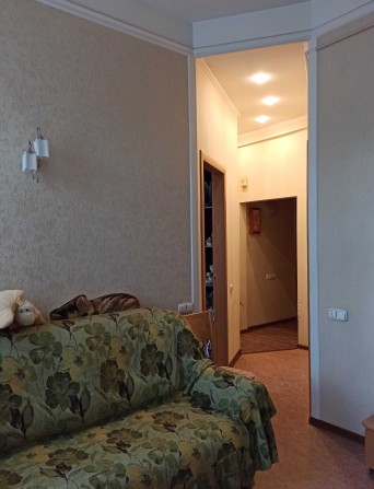 Продам квартиру в центрі міста, 35м2, ремонт, меблі, автономне опалення, власник - фото 1