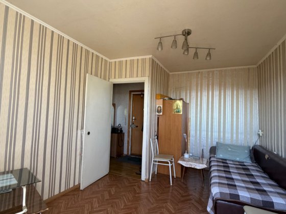 Продам 1к квартиру на вул. Галини Мазепи / Калинова Днепр