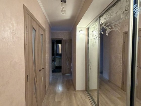 Новинка!Продаж 3 кімн квартири по вул Г.Десантників ідеальний 2/9 поверх цегляного будинку Житомир