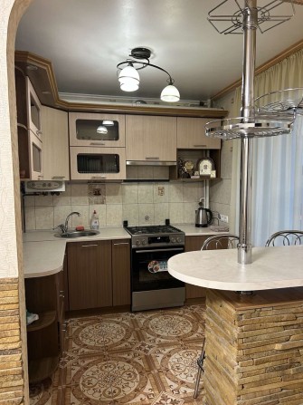 продаж 2 кімн квартири з АО в центрі - фото 1