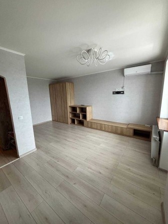 Продам 1-кім. квартиру по вул. Бандери, 31-в (бонус-підвал 6 кв.м.) - фото 1