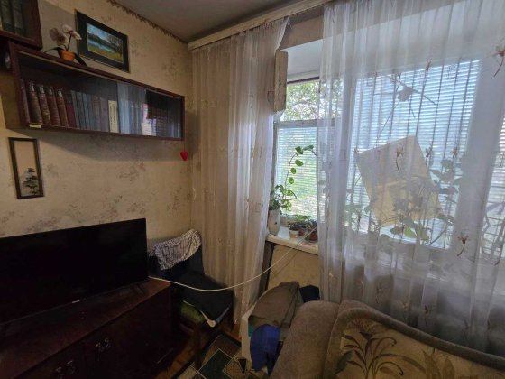 Продам 2-х комн. кв., 3/5, комн. разд. Запорожье
