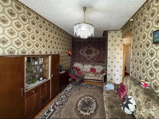 Продам 1 кім квартиру Центр ( р-н вокзалу) Днепр