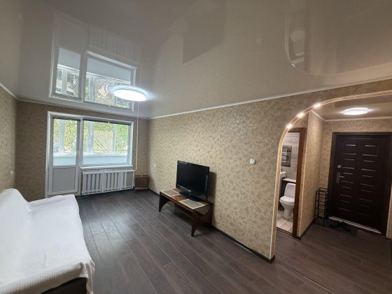 Продається 2-кімнатна квартира з ремонтом на Вишеньці Винница