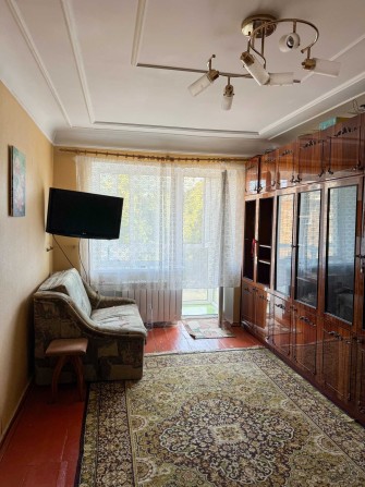 Продаж 1-к квартири 36 кв. м у самому центрі — вул. Київська, 28 - фото 1