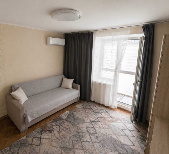 Продаж 1 к. квартира Ближнє Замостя Середній поверх Цегла Ремонт - фото 1